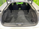 【パワーバックドア】スマートキーや運転席のボタンを押すだけでリアゲートが自動で開閉します!荷物を持っている時や、高い位置にあるバックドアを閉める際に便利な機能です♪