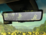 【デジタルインナーミラー】後席の大きな荷物や同乗者で後方が確認しづらい時でも安心!カメラが撮影した車両後方の映像をルームミラー内に表示。クリアな視界で状況の確認が可能です!