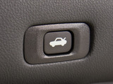 ボタン一つでトランクオープンが可能!車内から操作できる為、非常に便利な装備の一つとなります!