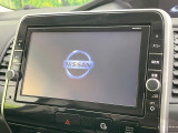【純正ナビ】人気の純正ナビを装備しております。ナビの使いやすさはもちろん、オーディオ機能も充実!キャンプや旅行はもちろん、通勤や買い物など普段のドライブも楽しくなるはず♪