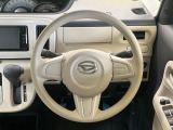 【スマートアシスト】走行中に前方の車両等を認識し、衝突しそうな時は警報とブレーキで衝突回避と被害軽減をアシスト。より安全にドライブをお楽しみいただけます。