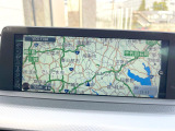 ●純正ナビ:一体感のあるナビは、高級感ある車内を演出してくれます。オーディオ機能も充実しておりますので、運転もより楽しめます♪