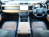 ディフェンダー 110 X ダイナミック HSE 3.0L D300 ディーゼル 4WD 