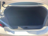 普段のお買い物や通勤、送迎等に十分な荷室スペースを確保しております。
