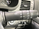 【オートライト】周りの明るさに応じて自動でヘッドライトの点灯・消灯ができる機能です!ライトの付け忘れ・消し忘れなどが無くなり、雨の日や夕方の走行も安心!トンネル通過時も便利ですね♪
