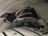 お車を安心してお乗りいただく為には、足回りの定期点検が欠かせません。サービスサポート(有償保証)では無料点検もご提供しており、安心のカーライフをお過ごしいただけるサポート体制が整っています。