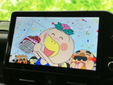テレビ番組などの映像を画面で楽しめる装備です。停車中の休憩時間に視聴でき、車内で過ごすひとときをより快適に演出します。映像の表示内容は画面からご確認いただけます。