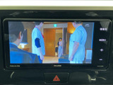 画面にテレビ映像を表示でき、停車中の休憩時間などに番組を視聴できます。操作ボタンも画面脇にまとまり、映像を楽しみたいときに扱いやすい装備です。視聴は停車中にお楽しみください。
