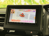 テレビ番組を画面で視聴でき、停車中の待ち時間にも楽しめます。映像が表示されているため内容を確認しやすく、車内で過ごすひとときの気分転換にも役立ちます。