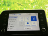 AM・FMやテレビ、Bluetoothなどの音源を画面から選択できます。使いたいメニューが一覧で表示されるため、通勤やお出かけの際も好みに合わせて切り替えやすい装備です。