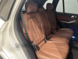 ◆LIBERALAは、輸入車選びの新たなスタイルを提案するインポート・セレクト・ブランドです。オーナー様となる方がクルマから直接感じる感性を第一にした、最良の一台との出会いをコーディネートいたします。