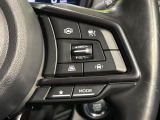 【全車速追従機能付クルーズコントロール】高速道路での長距離走行が楽に!!自動で速度を保つクルーズコントロールが、衝突軽減システムと連携し、前方の車両を感知して車間を保つように速度調節してくれます!!