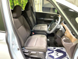 運転席シート廻りは使用感も少なく、良好な状態となっています。丁寧に使われていたことがよくわかりますね。
