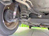 お車を安心してお乗りいただく為には、足回りの定期点検が欠かせません。サービスサポート(有償保証)では無料点検もご提供しており、安心のカーライフをお過ごしいただけるサポート体制が整っています。