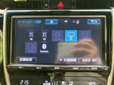 AM・FMやディスク、テレビ、Bluetoothなど、音源を画面から選べるオーディオメニューを備えています。聴きたい内容に合わせて切り替えやすく、毎日の移動を快適にサポートしてくれます。