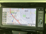 地図上に周辺の道路や地名が表示され、目的地までのルート確認に活用できます。画面内に縮尺や現在地などもまとめて表示されるため、出発前の行き先確認や道順の把握に便利です。