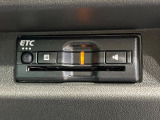 【ETC】高速道路の料金所をストレスなく通過!話題のスポットやサービスエリアに多い「スマートIC」利用時は必須のアイテムです。当店でセットアップを実施、ご納車当日からすぐにご利用いただけます!