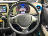 【ステアリングスイッチ】運転中、前方から目線をそらすことなく、オーディオ等の操作が可能な便利機能!安心&快適なドライブを演出してくれます♪