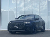 アウディ Q8 55 TFSI クワトロ Sライン 4WD