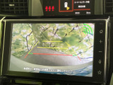 ラジオやテレビ、Bluetooth、スマートフォン連携などのメニューを画面で確認できます。音楽や電話など日常で使う機能がまとまり、必要な項目を見つけやすい構成です。