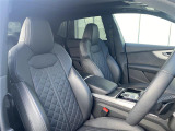 Q8 55 TFSI クワトロ Sライン 4WD 4WD 本革シート