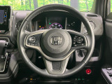 【純正革巻きステアリング】上質な革を使用することで、手にしっかり馴染みとても運転しやすいハンドルです♪