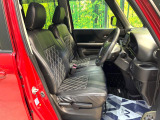 運転席シート廻りは使用感も少なく、良好な状態となっています。丁寧に使われていたことがよくわかりますね。