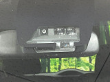【トヨタセーフティセンス】走行中に前方の車両等を認識し、衝突しそうな時は警報とブレーキで衝突回避と被害軽減をアシスト。より安全にドライブをお楽しみいただけます。