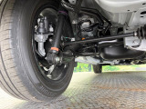 お車を安心してお乗りいただく為には、足回りの定期点検が欠かせません。サービスサポート(有償保証)では無料点検もご提供しており、安心のカーライフをお過ごしいただけるサポート体制が整っています。