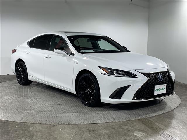 ES 300h Fスポーツ 本革シート サンルーフ