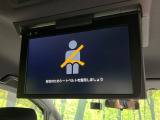 【12.8型フリップダウン】大画面モニターで後席でもエンタメをお楽しみいただけます。家族や友人とお出かけする機会が多い方に大人気です♪
