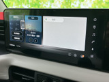 テレビや接続機器などの項目が一画面にまとまり、表示内容を確認しながら選べます。画面上の案内に沿って操作しやすく、車内で使う機能へスムーズにアクセスできます。