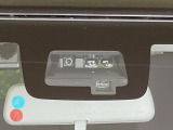 【スズキ セーフティサポート】走行中に前方の車両等を認識し、衝突しそうな時は警報とブレーキで衝突回避と被害軽減をアシスト。より安全にドライブをお楽しみいただけます。