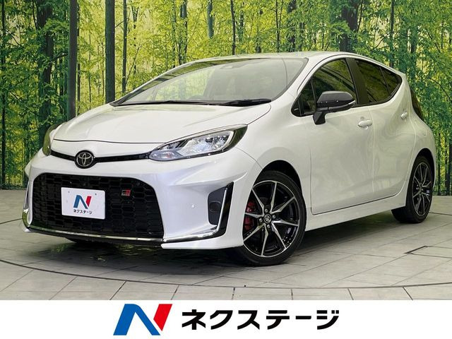 アクア GRスポーツ