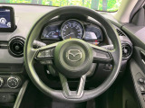 【純正革巻きステアリング】上質な革を使用することで、手にしっかり馴染みとても運転しやすいハンドルです♪