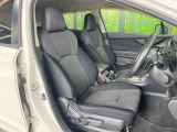 ドライバーによって運転しやすいポジションは異なり、あの車はどうなのか不安なこともありますよね。気になるお車は店頭で乗り込んでご確認いただけます♪