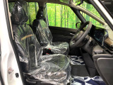 運転席シート廻りは使用感も少なく、良好な状態となっています。丁寧に使われていたことがよくわかりますね。