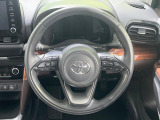 【純正革巻きステアリング】上質な革を使用することで、手にしっかり馴染みとても運転しやすいハンドルです♪