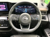 【純正革巻きステアリング】上質な革を使用することで、手にしっかり馴染みとても運転しやすいハンドルです♪