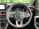 【純正革巻きステアリング】上質な革を使用することで、手にしっかり馴染みとても運転しやすいハンドルです♪