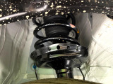 お車を安心してお乗りいただく為には、足回りの定期点検が欠かせません。サービスサポート(有償保証)では無料点検もご提供しており、安心のカーライフをお過ごしいただけるサポート体制が整っています。