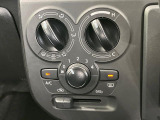 寒い冬も暑い夏も全席に快適な空調を届けてくれる、ダイヤル式エアコンを装備♪