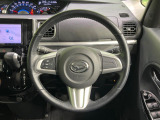 【純正革巻きステアリング】上質な革を使用することで、手にしっかり馴染みとても運転しやすいハンドルです♪