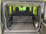普段のお買い物や通勤、送迎等に十分な荷室スペースを確保しております。セカンドシートを倒すと、大きな荷物の積載も可能です♪