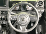 【ステアリングスイッチ】運転中、前方から目線をそらすことなく、オーディオ等の操作が可能な便利機能!安心&快適なドライブを演出してくれます♪