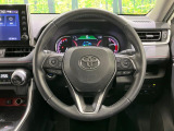 【純正革巻きステアリング】上質な革を使用することで、手にしっかり馴染みとても運転しやすいハンドルです♪