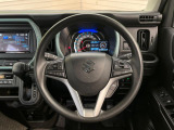 【ステアリングスイッチ】運転中、前方から目線をそらすことなく、オーディオ等の操作が可能な便利機能!安心&快適なドライブを演出してくれます♪