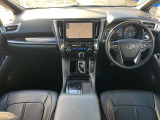 アルファード ハイブリッド 2.5 S タイプゴールド E-Four 4WD 