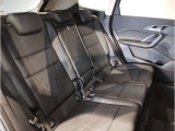 【エアバック】BMWのエアバックやその他の安全装備は、互いに補完しあう事で徹底した安全性を貫きます。万一の事故の際にそれぞれ最適な保護を提供してくれます!