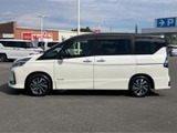 セレナ 1.2 e-POWER ハイウェイスターV 